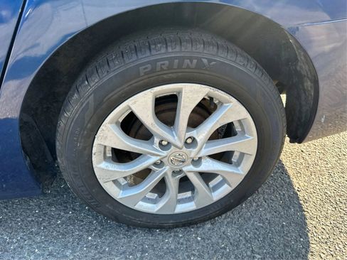 Used 2018 Nissan Sentra SV image 16