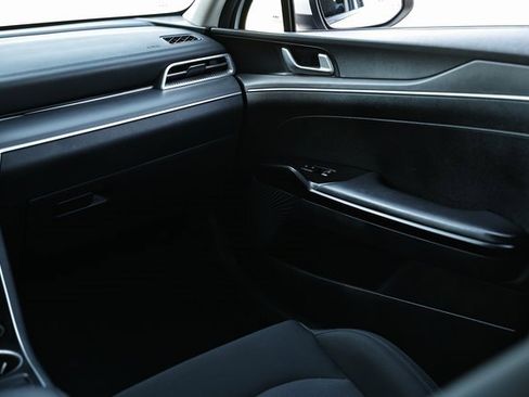 Used 2024 Kia K5 LXS image 28