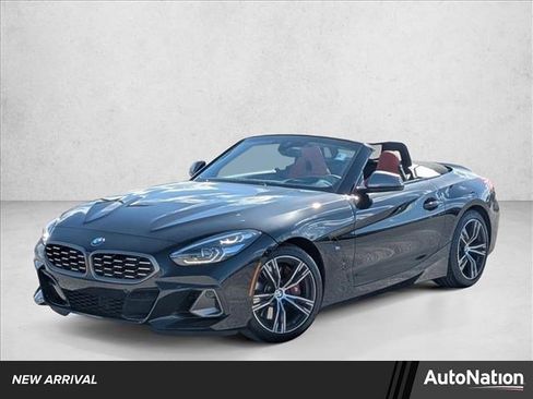 Used 2026 BMW Z4 M40i w/ Premium Package image 1