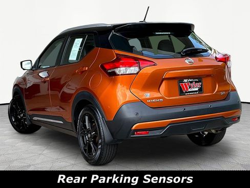 Used 2020 Nissan Kicks SR w/ SR Premium Package FWD image 4