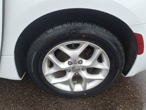 Certified 2020 Chrysler Pacifica Limited image 14