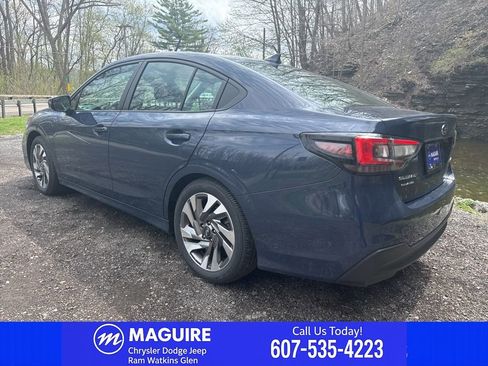 Used 2025 Subaru Legacy Limited AWD/4WD image 3