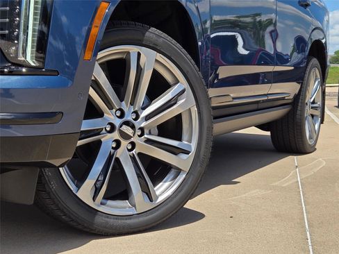 New 2026 Cadillac Escalade Sport w/ Touring Package AWD/4WD image 9