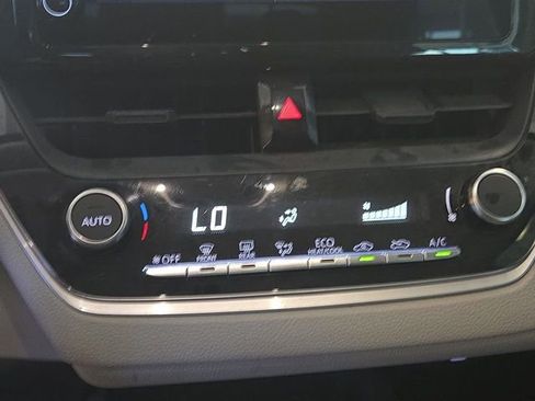 Used 2024 Toyota Corolla LE FWD image 18
