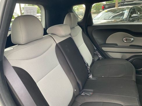Used 2016 Kia Soul w/ Convenience Package FWD image 40