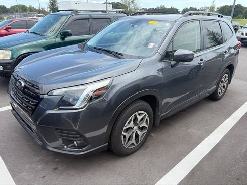 Used 2024 Subaru Forester Premium AWD/4WD image 1