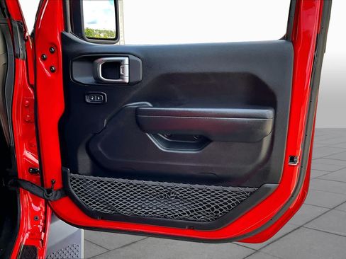Used 2021 Jeep Gladiator Sport AWD/4WD image 23