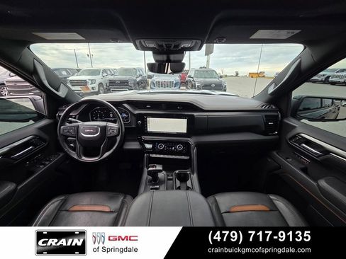 Used 2023 GMC Sierra 1500 AT4 w/ AT4 Premium Package AWD/4WD image 26