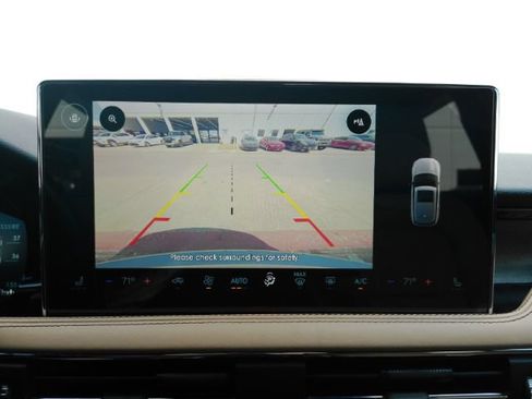 Used 2023 Lincoln Corsair Reserve AWD/4WD image 8