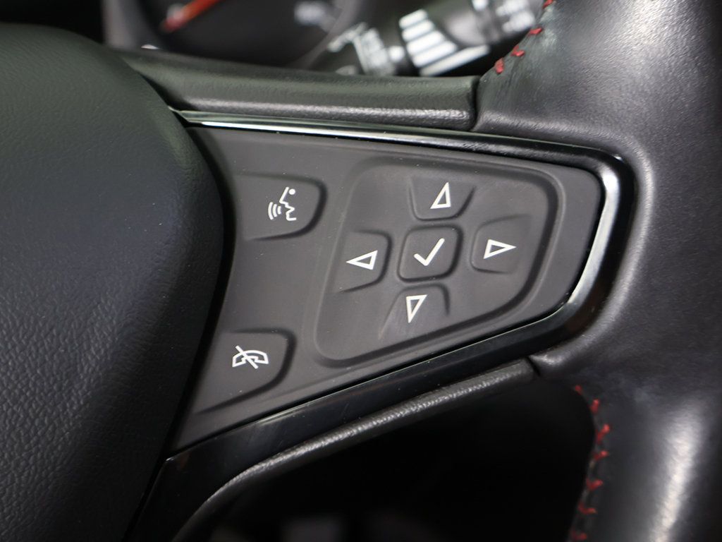 Used 2022 Chevrolet Equinox RS FWD image 40