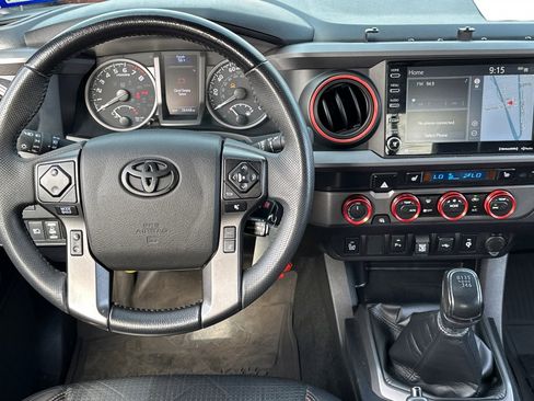 Used 2023 Toyota Tacoma TRD Pro AWD/4WD image 13