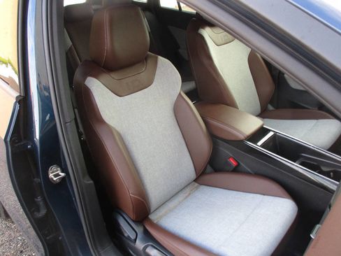 Used 2023 Volkswagen ID.4 Pro image 72