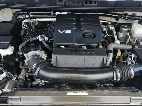 Used 2023 Nissan Frontier S w/ Technology Package RWD image 5
