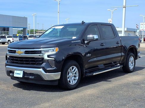Used 2023 Chevrolet Silverado 1500 LT w/ LPO, Dark Essentials Package RWD image 4