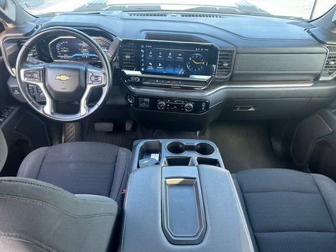 Used 2024 Chevrolet Silverado 3500 LT AWD/4WD image 29