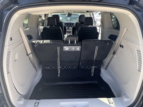 Used 2020 Chrysler Pacifica Touring-L Plus w/ Advanced Safetytec Group image 26