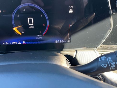 Used 2025 Chevrolet TrailBlazer LT w/ Driver Confidence Package image 35