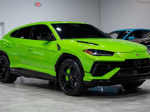Used 2023 Lamborghini Urus S image 14