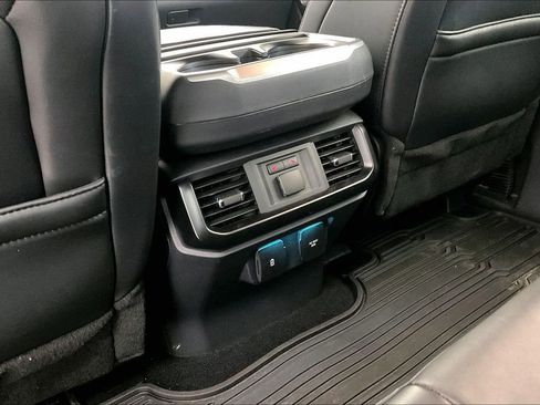 Used 2025 Ford F150 Raptor image 30