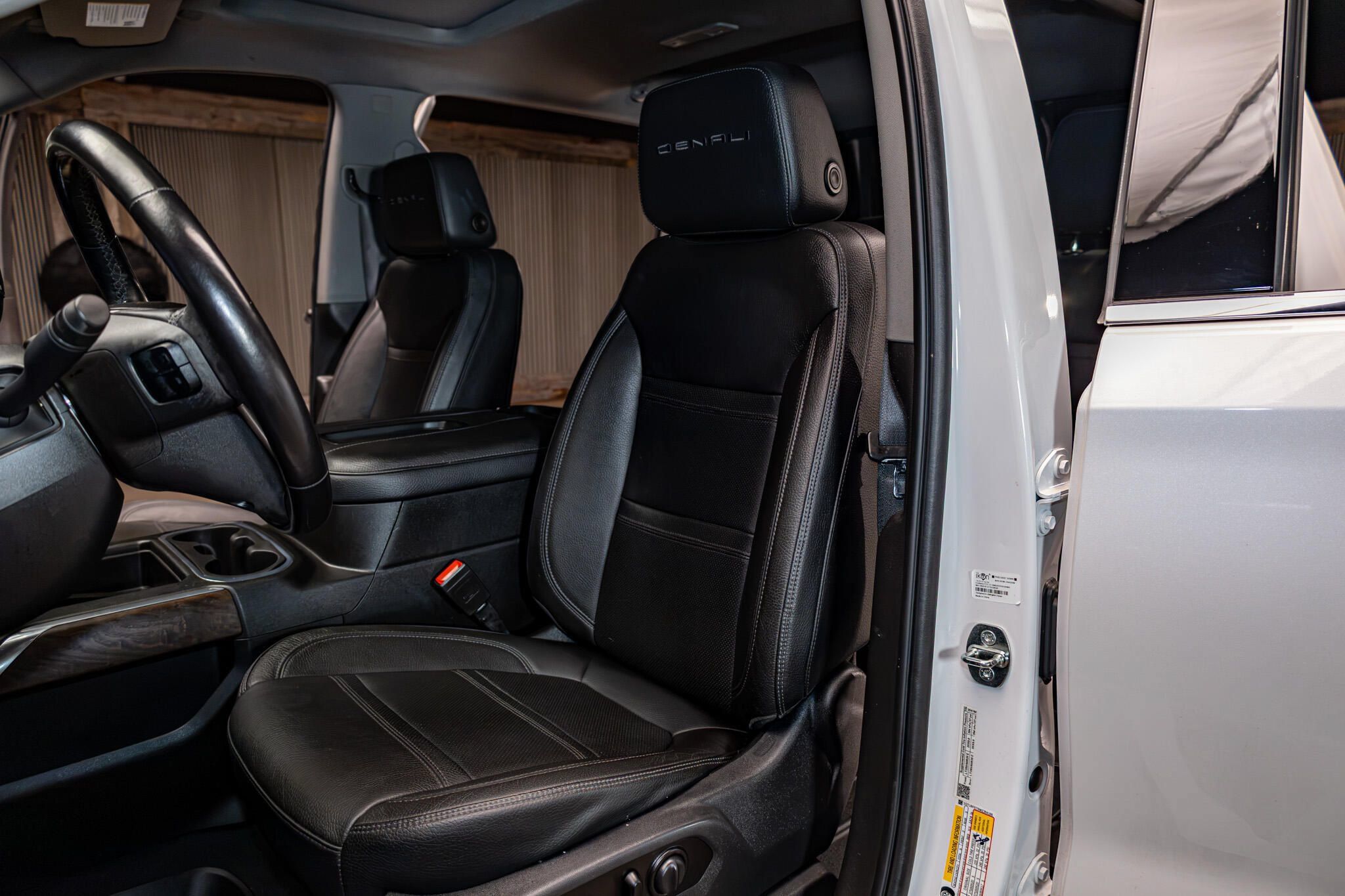 Used 2021 GMC Sierra 1500 Denali AWD/4WD image 24