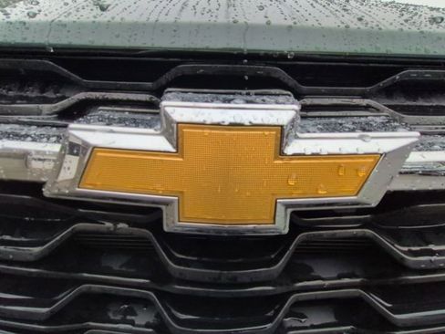 Used 2025 Chevrolet Trax LT image 29