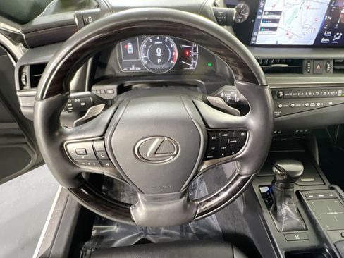 Used 2021 Lexus ES 250 w/ Premium Package AWD/4WD image 11
