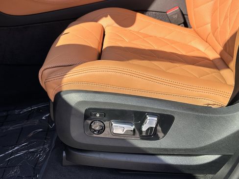 Used 2026 BMW X5 sDrive40i w/ M Sport Package RWD image 25