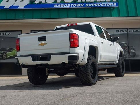 Used 2017 Chevrolet Silverado 1500 LT w/ All Star Edition AWD/4WD image 3