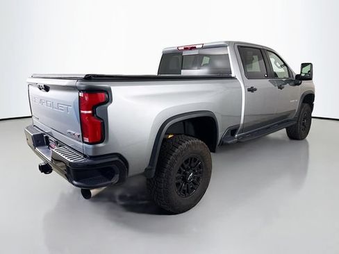 Used 2024 Chevrolet Silverado 2500 ZR2 AWD/4WD image 7