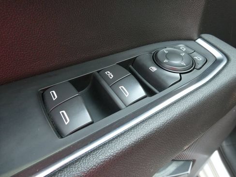 Certified 2022 Chevrolet Silverado 1500 RST AWD/4WD image 24