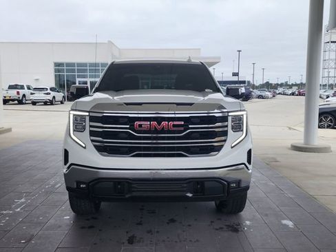 Used 2023 GMC Sierra 1500 SLT w/ SLT Premium Package image 3