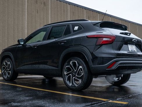 New 2026 Chevrolet Trax RS image 5