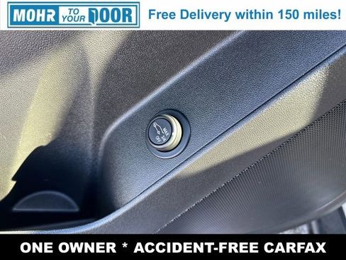 Used 2020 Chevrolet Equinox LT image 25