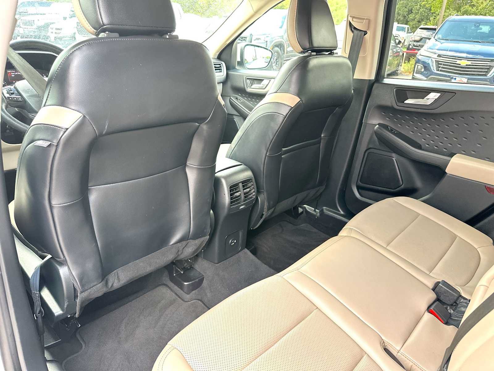 Used 2020 Ford Escape SEL FWD image 24