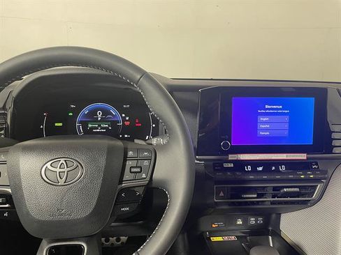 New 2026 Toyota Camry SE AWD/4WD image 15