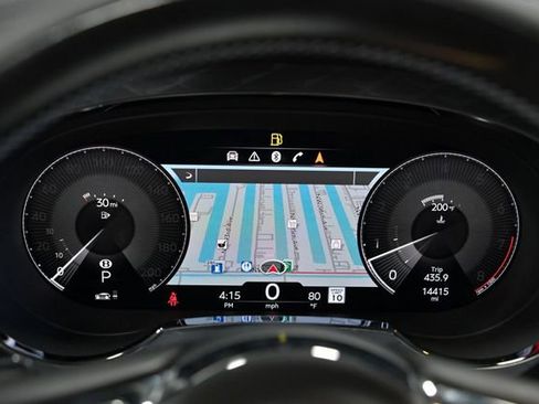 Used 2023 Bentley Bentayga image 55