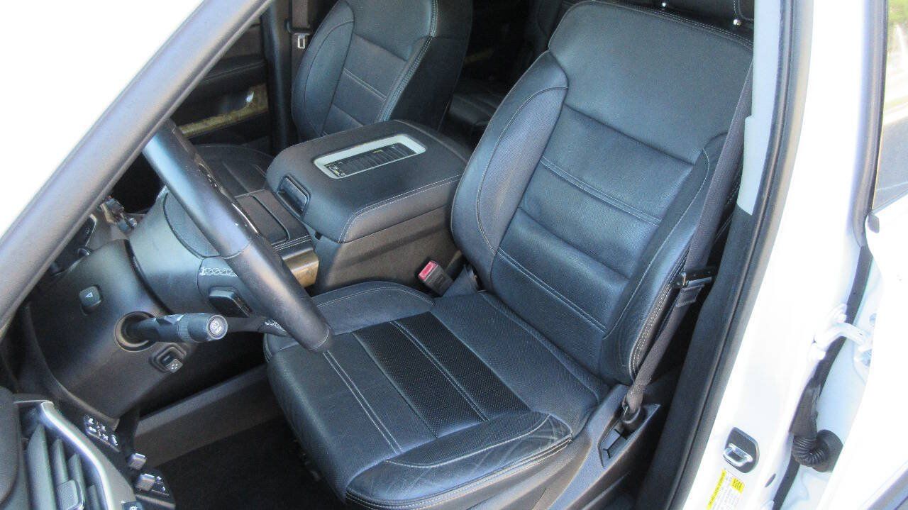 Used 2016 GMC Yukon XL Denali w/ Open Road Package RWD image 11