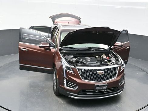 Certified 2022 Cadillac XT5 Premium Luxury AWD/4WD image 41