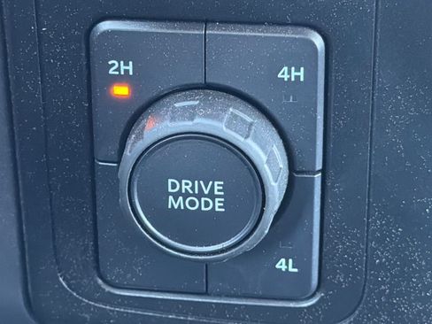 Used 2023 Ford F150 XLT AWD/4WD image 31