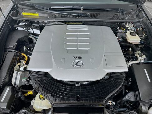 Used 2011 Lexus LS 460 image 35