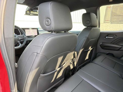New 2026 GMC Canyon Elevation w/ Convenience Package RWD image 20