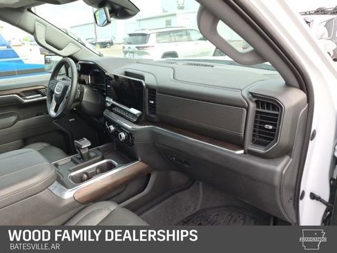 Used 2023 GMC Sierra 1500 SLT w/ SLT Premium Package image 38