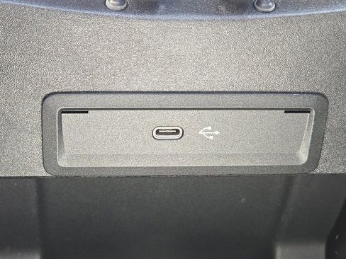 Used 2024 Mercedes-Benz GLE 450 GLE 450 image 18