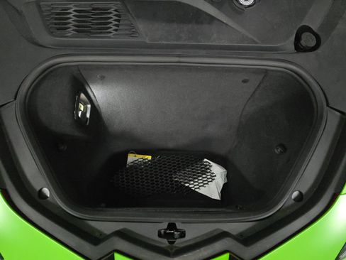 Used 2022 Chevrolet Corvette Stingray Coupe w/ Z51 Performance Package image 15