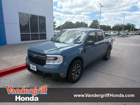 Used 2022 Ford Maverick XLT w/ Equipment Group 300A Standard AWD/4WD image 1