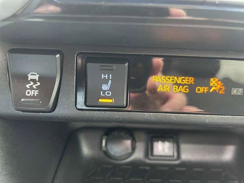 Used 2019 Toyota RAV4 XLE w/ Convenience Package image 21