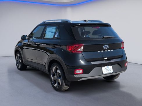 New 2026 Hyundai Venue SEL image 6