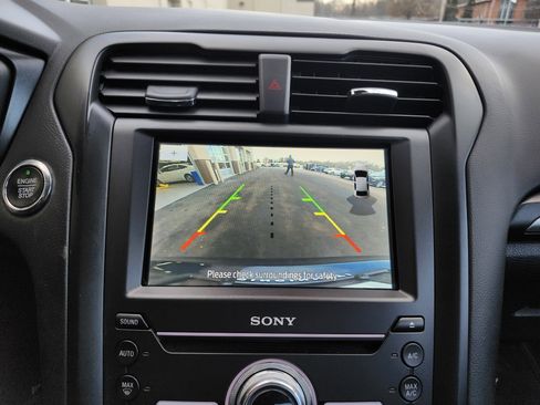 Used 2020 Ford Fusion Titanium image 7