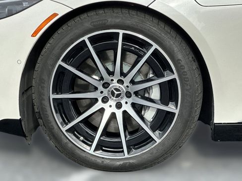 Certified 2023 Mercedes-Benz EQS 580 4MATIC Sedan image 11