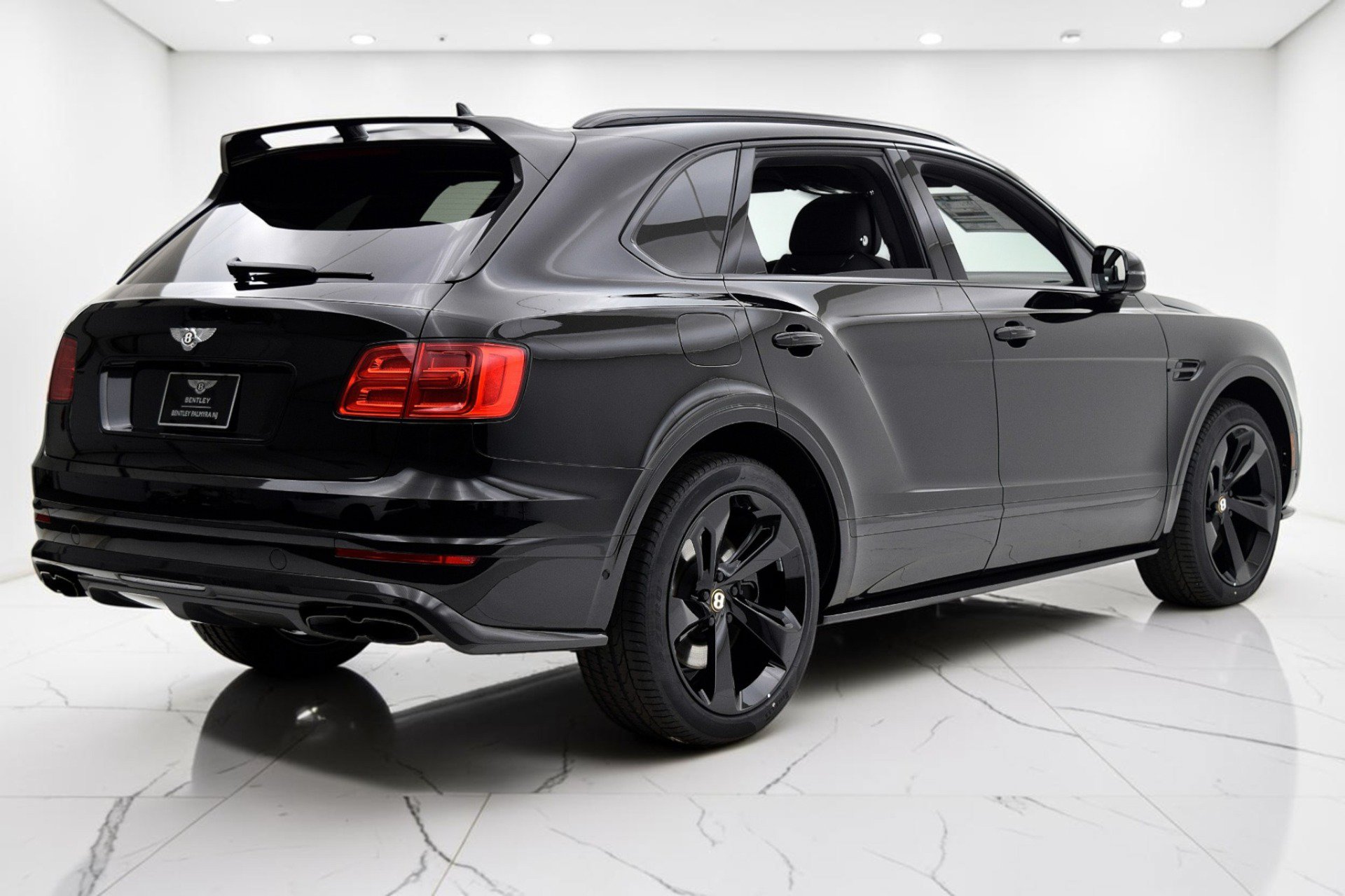 Used 2019 Bentley Bentayga AWD/4WD image 7